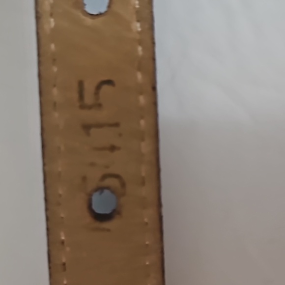 Streets Ahead  Belt Metal Design Detail sz M Black Pre-owned - Picture 6 of 8